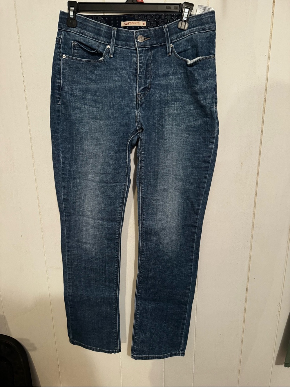 Levi's Women's Medium Blue Straight Leg Jeans